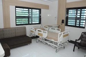 New Life Children's Hospital image