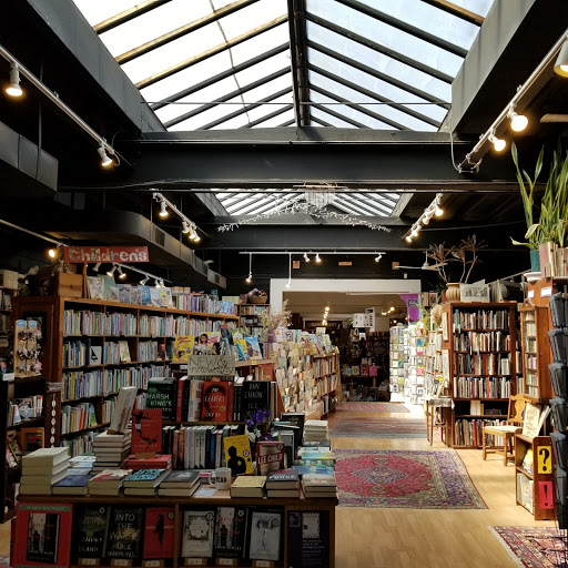 Used Book Store «Loganberry Books», reviews and photos, 13015 Larchmere Blvd, Cleveland, OH 44120, USA