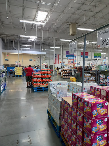 Shopping Mall «Camp Creek Marketplace», reviews and photos, 3480 Marketplace Blvd, East Point, GA 30344, USA