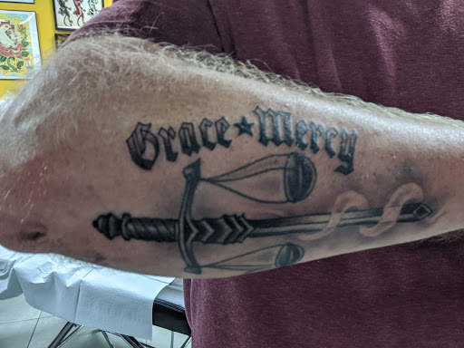 Tattoo Shop «Rose & Anchor Tattoo», reviews and photos, 930 S Mason Rd, Katy, TX 77450, USA