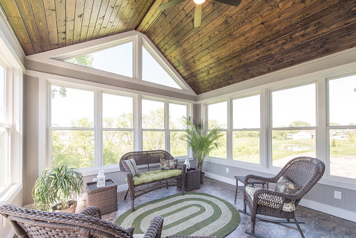 Roofing Contractor «Iron River Construction», reviews and photos, 586 Bavaria Ln, Chaska, MN 55318, USA