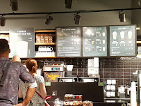 Atmosphère du Restaurant servant le petit-déjeuner Starbucks à Lieusaint - n°10