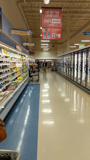 Supermarket «Weis Markets», reviews and photos, 217 Oak Lee Dr #15, Ranson, WV 25438, USA