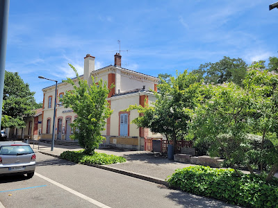 Boutique SNCF à Lozanne