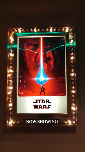 Movie Theater «Independence Cinema», reviews and photos, 450 S 2nd St, Independence, OR 97351, USA