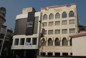 Restaurants in Riverside Mall, Gomti Nagar, East Lucknow, Lucknow