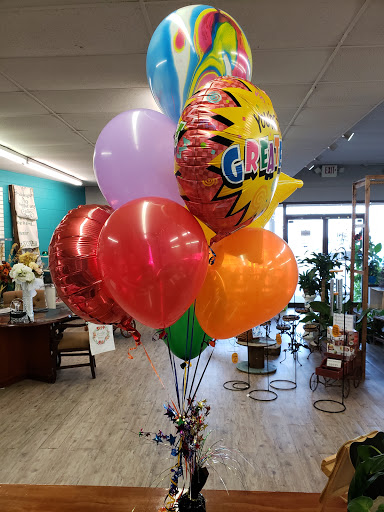 Florist «Blissful Blooms Floral», reviews and photos, 17 East Ave, Monroe, OH 45050, USA