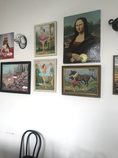 Donut Shop «The Dancing Donut», reviews and photos, 1134 E 54th St G, Indianapolis, IN 46220, USA