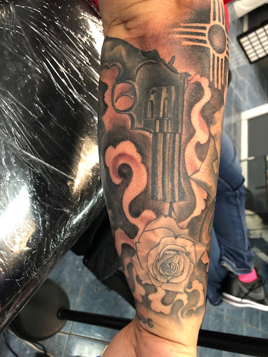 Tattoo Shop «Unbreakable Tattoo Studio», reviews and photos, 615 E Lohman Ave, Las Cruces, NM 88001, USA