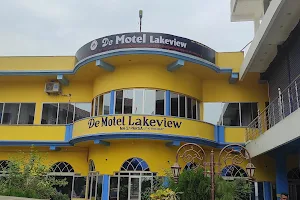 De Motel Lakeview image