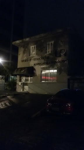 Logo da empresa - Ursini E Associados