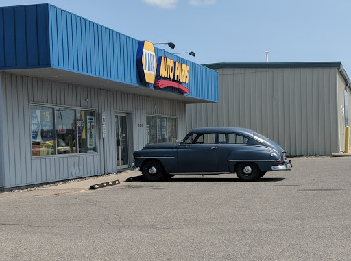 Auto Parts Store «NAPA Auto Parts - Farnams Genuine Parts», reviews and photos, 3301 Main Ave, Fargo, ND 58103, USA