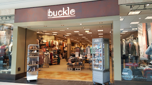 Shopping Mall «Spring Hill Mall», reviews and photos, 1072 Spring Hill Ring Rd, Dundee Township, IL 60118, USA