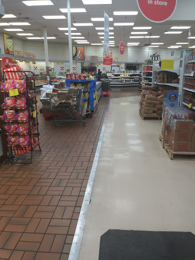 Grocery Store «Schnucks», reviews and photos, 1160 Shackelford Rd, Florissant, MO 63031, USA
