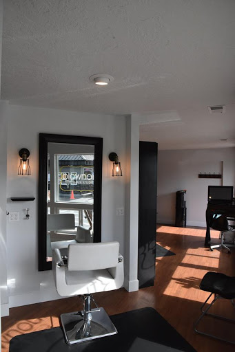 Beauty Salon «blownout HAIR STUDIO», reviews and photos, blownout HAIR STUDIO, 4475 River Rd N, Keizer, OR 97303, USA