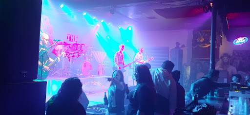 Bar «Phat Headz», reviews and photos, 420 N Clay St, Green Bay, WI 54301, USA