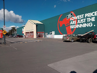 Bunnings Warehouse Whakatāne