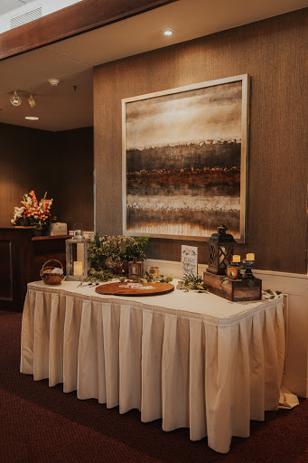 Country Club «La Crosse Country Club», reviews and photos, 300 Marcou Rd, Onalaska, WI 54650, USA