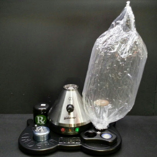 Tobacco Shop «Zig Zag Smoke Shop», reviews and photos, 6732 Hwy 6 # A, Houston, TX 77083, USA