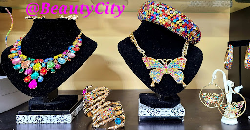 Beauty City, 2686 Belvidere Rd, Waukegan, IL 60085, USA, 