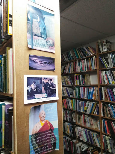 Used Book Store «Lucky Dog Books», reviews and photos, 911 W Jefferson Blvd, Dallas, TX 75208, USA