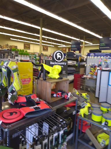 Pet Supply Store «Petco Animal Supplies», reviews and photos, 29560 W Seven Mile Rd, Livonia, MI 48152, USA