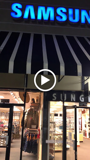 Cell Phone Store «Cell Phone Repair Computer And Unlocks», reviews and photos, 4974 W Irlo Bronson Memorial Hwy, Kissimmee, FL 34746, USA