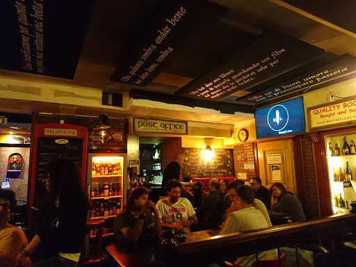 Pub con giochi da tavolo Napoli