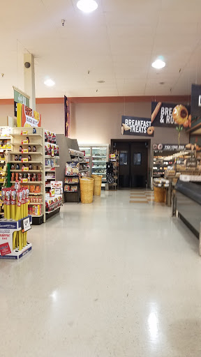 Grocery Store «Giant Food Stores», reviews and photos, 200 Town Center, New Britain, PA 18901, USA