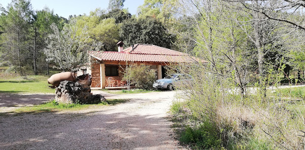 Casa Rural “Cueva Ahumada”. CM-3204, Aldea Cueva Ahumada, 11, 02460 Villaverde de Guadalimar, Albacete, España