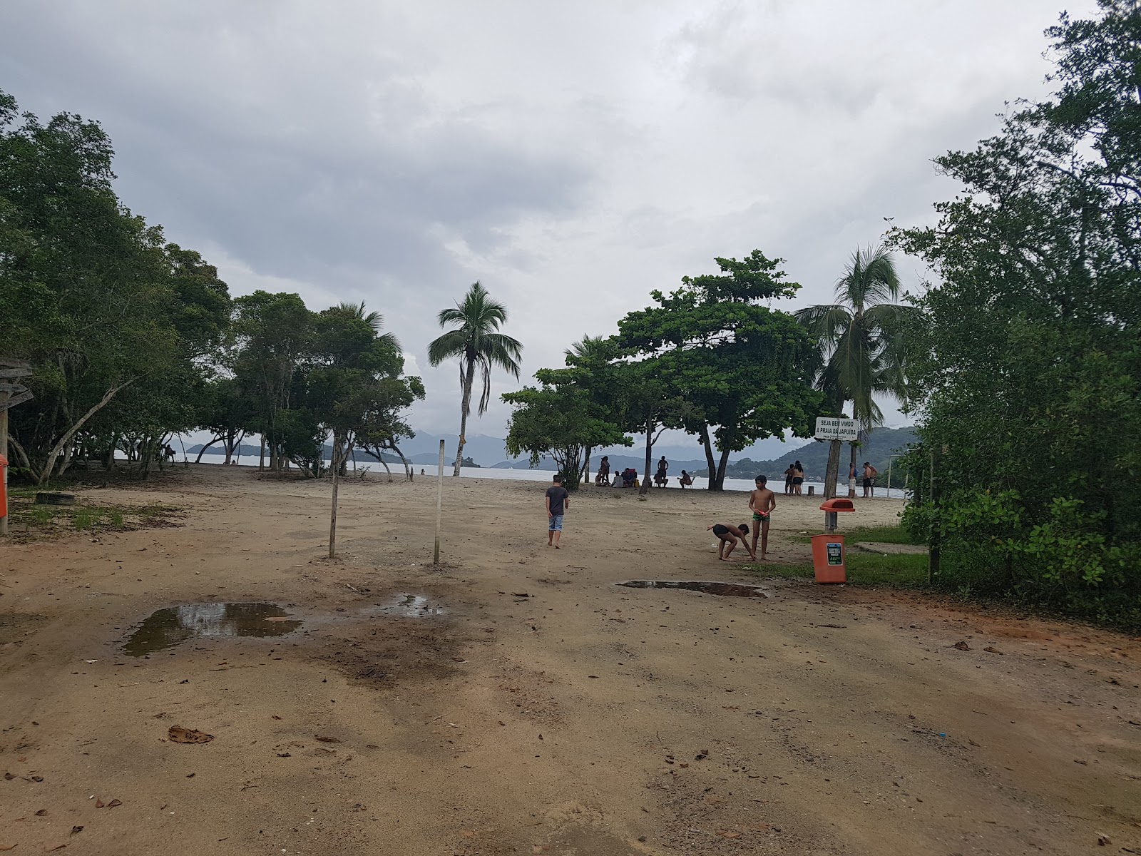 Praia do Aeroporto'in fotoğrafı doğal alan içinde bulunmaktadır