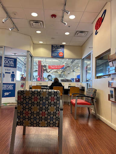 Travel Agency «AAA North Riverside Car Care Plus», reviews and photos