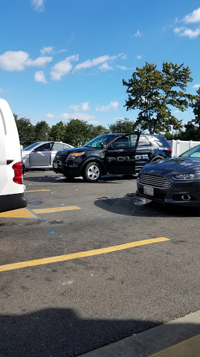 Car Wash «Fredericktowne Auto Spa», reviews and photos, 1509 Garrett Dr, Frederick, MD 21702, USA