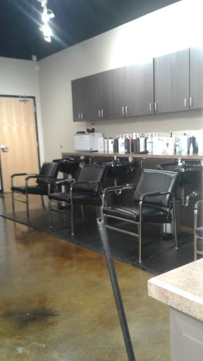 Beauty Salon «Beaux Mondes Salon & Spa», reviews and photos, 8206 Highland Pointe Dr, West Chester Township, OH 45069, USA