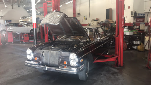 Auto Repair Shop «Airpark Auto Clinic», reviews and photos, 8135 E Butherus Dr #1, Scottsdale, AZ 85260, USA