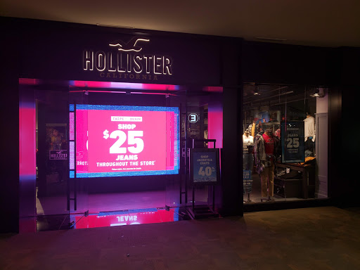 Clothing Store «Hollister Co.», reviews and photos, 301 Mt Hope Ave, Rockaway, NJ 07866, USA