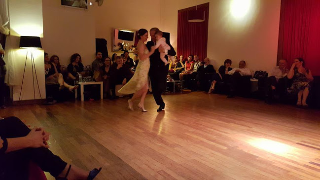 Avaliações doEscola Lição de Tango em Porto - Escola de dança