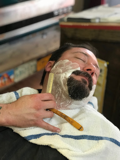 Barber Shop «Old Familiar Barber Shop, LLC», reviews and photos, 116 Parsons Ave, Columbus, OH 43205, USA