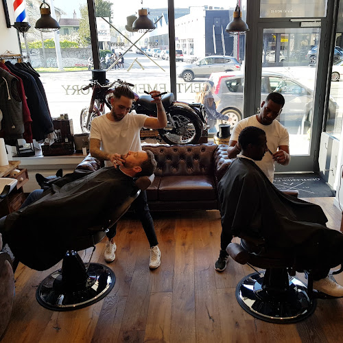 Kommentare und Rezensionen über Gentlemen Factory Barbershop Acacias