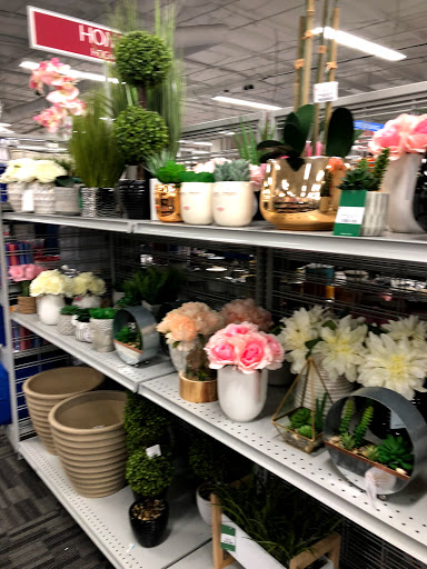 Clothing Store «Burlington Coat Factory», reviews and photos, 5959 W Sahara Ave, Las Vegas, NV 89146, USA