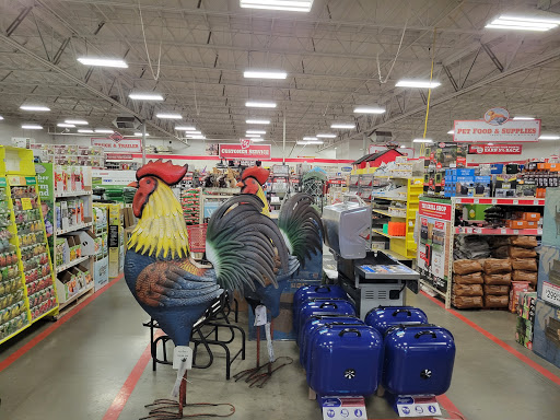 Home Improvement Store «Tractor Supply Co.», reviews and photos, 2475 Dr Martin Luther King Jr Pkwy, Chico, CA 95928, USA