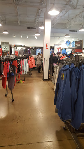 Clothing Store «Under Armour Factory House», reviews and photos, 9911 Avon Lake Rd #545, Burbank, OH 44214, USA