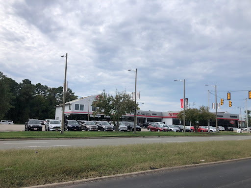 Toyota Dealer «McGeorge Certified Sales Center», reviews and photos, 7705 W Broad St, Henrico, VA 23294, USA