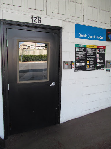 Truck Rental Agency «U-Haul Moving & Storage», reviews and photos, 911 W Gate City Blvd, Greensboro, NC 27403, USA