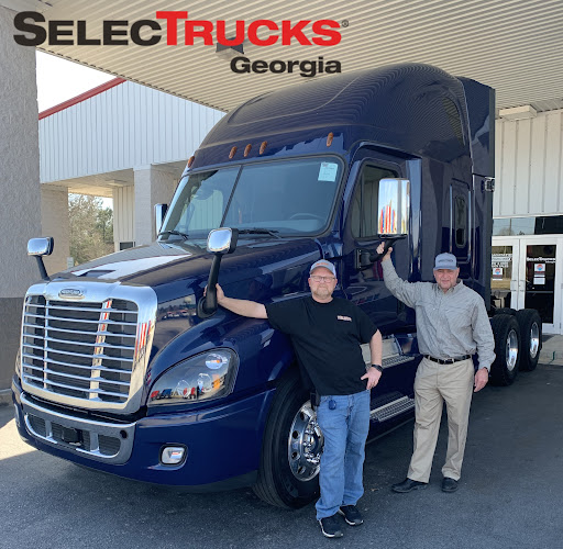 Truck Dealer «Peach State Freightliner Jefferson», reviews and photos, 1755 Dry Pond Rd, Jefferson, GA 30549, USA