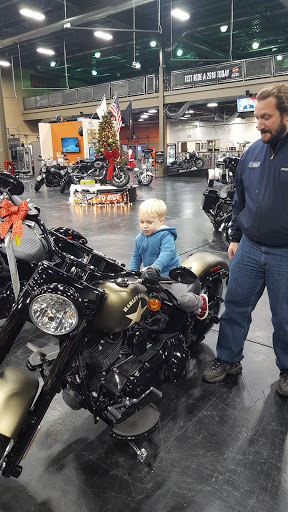 Harley-Davidson Dealer «Chicago Harley-Davidson», reviews and photos, 2929 Patriot Blvd, Glenview, IL 60026, USA