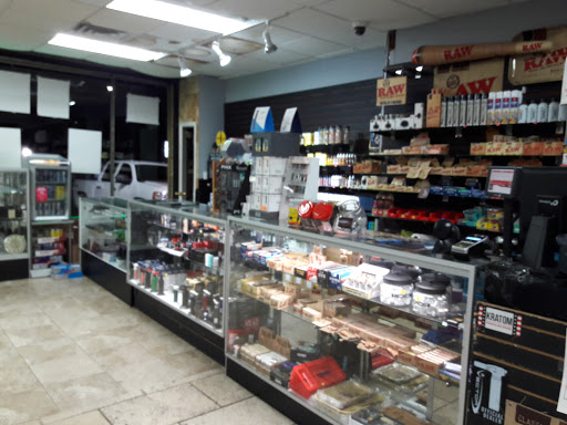 Tobacco Shop «Gotham Smoke & Novelty Shop», reviews and photos, 681 E Jericho Turnpike, Huntington Station, NY 11746, USA