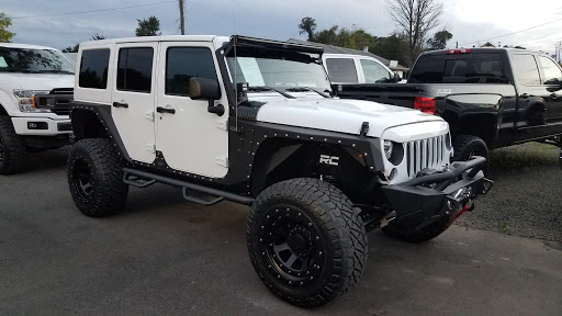 Car Dealer «Dealers Trade Outlet», reviews and photos, 16327 Lee Hwy, Gainesville, VA 20155, USA