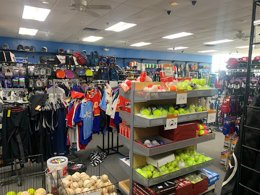 Sporting Goods Store «Play It Again Sports- Arnold, MO», reviews and photos, 223 Arnold Crossroads Center, Arnold, MO 63010, USA