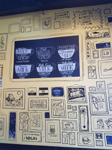 Donut Shop «Sweet Retreat Donuts», reviews and photos, 924 Pacific Coast Hwy, Long Beach, CA 90806, USA